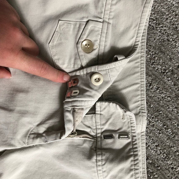 Khaki shorts - Picture 2 of 3